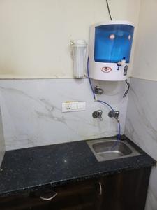 Kitchen Image of 316 Sq.ft 1 RK Builder Floor for rent in Karol Bagh New Delhi for Rs. 12200