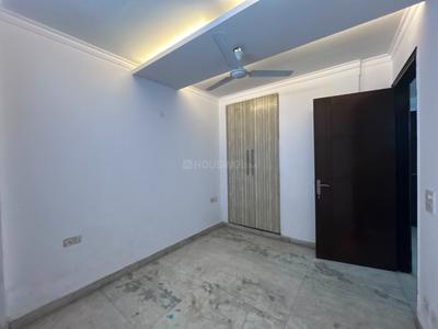 Bedroom Image of 800 Sq.ft 2 BHK Builder Floor for sale in Govindpuri Extension New Delhi for Rs. 8000000