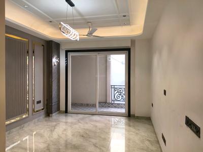 Living Room Image of 2500 Sq.ft 4 BHK Builder Floor for sale in Ansal Versalia, Sector 67 Gurgaon for Rs. 28000000