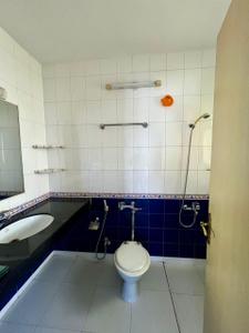 Bathroom Image of 1750 Sq.ft 3 BHK Apartment / Flat for sale in Sharada Oxford Premium, Kondhwa Pune for Rs. 15000000