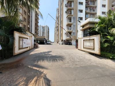 Image of 1630 Sq.ft 3 BHK Apartment / Flat for sale in Happy Home Nakshatra Embassy, Palanpur, Surat for Rs. 6500000