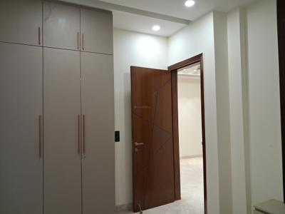 Bedroom Image of 1350 Sq.ft 3 BHK Builder Floor for sale in Paschim Vihar New Delhi for Rs. 27500000