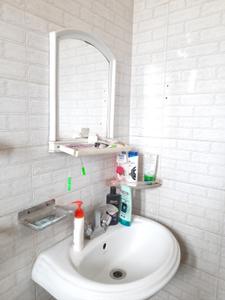 Bathroom Image of 1250 Sq.ft 3 BHK Builder Floor for rent in Sector 14 Gurgaon for Rs. 50000