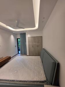 Bedroom Image of 2100 Sq.ft 4 BHK Builder Floor for rent in Green Park New Delhi for Rs. 250000