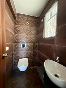 Image of 2320 Sq.ft 2 BHK Apartment / Flat for sale in Elite Narendra Housing Society, Shivaji Nagar, Pune for Rs. 40000000