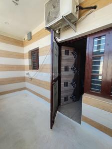 Bathroom Image of 900 Sq.ft 1 BHK Independent House for rent in Dara Greens, Sector 115 Mohali for Rs. 12000