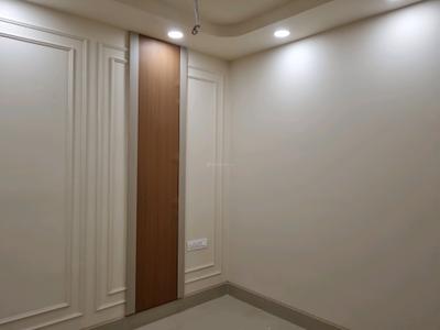 Bedroom Image of 1100 Sq.ft 3 BHK Builder Floor for sale in Janakpuri New Delhi for Rs. 17000000