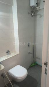 Bathroom Image of 470 Sq.ft 1 BHK Apartment / Flat for rent in Prabhadevi Mumbai for Rs. 80000