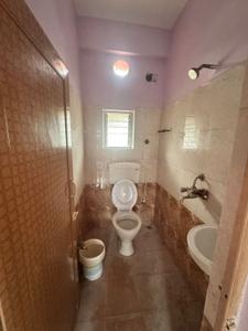 Bathroom Image of 680 Sq.ft 2 BHK Apartment / Flat for sale in Paschim Putiary Kolkata for Rs. 3800000