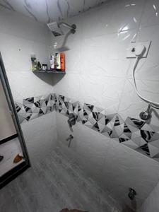 Bathroom Image of 300 Sq.ft 1 RK Studio for rent in Saki Naka Mumbai for Rs. 16000