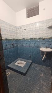 Bathroom Image of 800 Sq.ft 2 BHK Independent House for rent in Ramkrishan Nagar Patna for Rs. 11500