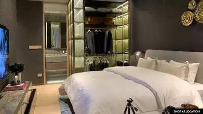 Bedroom Image of 2050 Sq.ft 4 BHK Apartment / Flat for sale in Rustomjee Crown, Prabhadevi Mumbai for Rs. 170100001