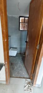 Bathroom Image of 1007 Sq.ft 3 BHK Apartment / Flat for sale in Radhe Vrundavan Elegance, Chanakyapuri Ahmedabad for Rs. 10800000