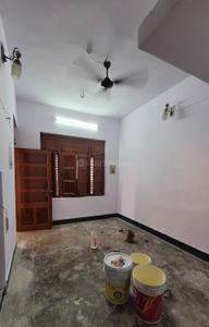 Bedroom Image of 650 Sq.ft 2 BHK Builder Floor for rent in New Mumfordganj Allahabad for Rs. 13000