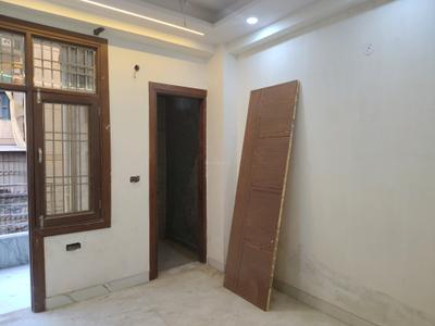 Bedroom Image of 1000 Sq.ft 2 BHK Builder Floor for sale in Shalimar Garden Ghaziabad for Rs. 6000000