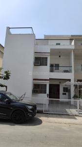 Image of 3500 Sq.ft 3.5 BHK Independent House for rent in Omaxe NRI City, Omega II, Greater Noida for Rs. 45000