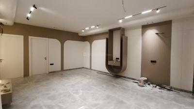 Living Room Image of 2200 Sq.ft 4 BHK Builder Floor for sale in Kaushambi Ghaziabad for Rs. 32000000