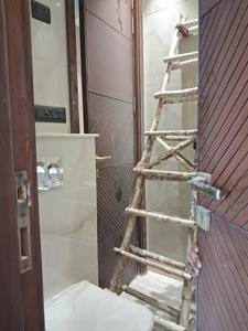 Common Bathroom Image of 1650 Sq.ft 3 BHK Builder Floor for sale in Paschim Vihar New Delhi for Rs. 37000000