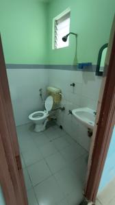 Bathroom Image of 480 Sq.ft 1 BHK Apartment / Flat for rent in Shapoorji Pallonji Houshing Complex, Rajarhat Kolkata for Rs. 12000