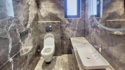 Image of 3000 Sq.ft 4 BHK Builder Floor for sale in Defence Colony, New Delhi for Rs. 130000000