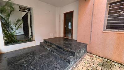 Balcony Image of 3100 Sq.ft 4.5 BHK Builder Floor for rent in Marigold Complex, Kalyani Nagar Pune for Rs. 200000