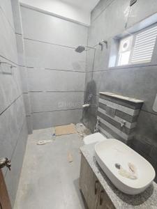 Bathroom Image of 3200 Sq.ft 4.5 BHK Independent House for sale in Adarsh Adarsh Panache Heights, Kulhan Dehradun for Rs. 35000000