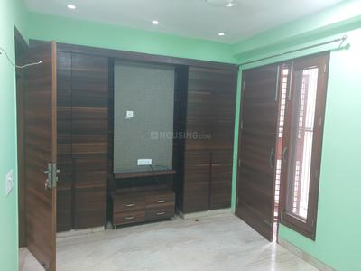 Bedroom Image of 1600 Sq.ft 3 BHK Builder Floor for sale in Surajmal Vihar New Delhi for Rs. 31000000
