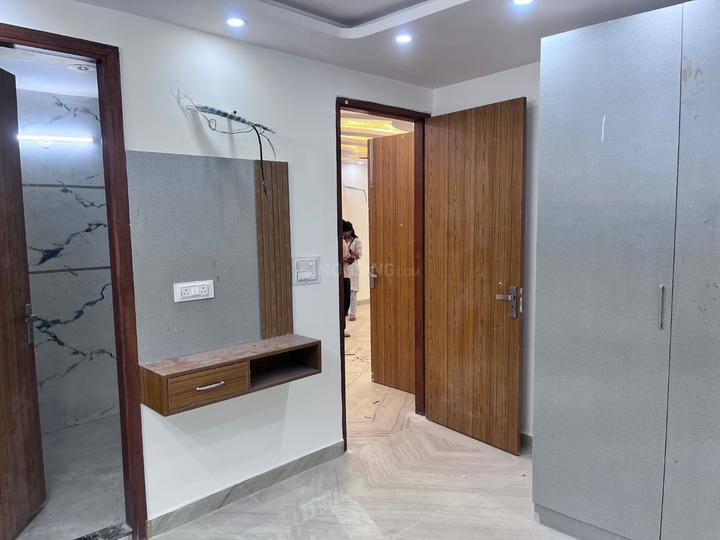 Basai Darapur, Bali Nagar Bedroom 1