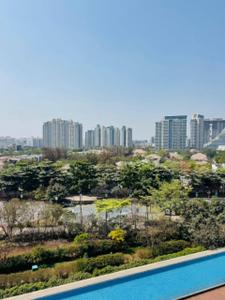 Image of 680 Sq.ft 1 BHK Apartment / Flat for rent in Amanora Future Towers, Hadapsar, Pune for Rs. 28000