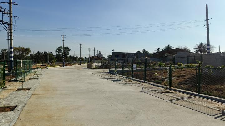 Yesh Mega City G Ex Main Image 1