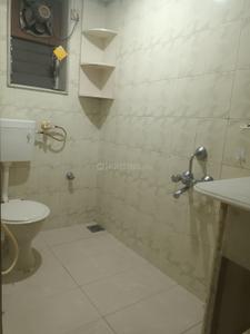 Bathroom Image of 1100 Sq.ft 2 BHK Apartment / Flat for rent in The Address, Koregaon Park Pune for Rs. 45000