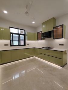 Kitchen Image of 2925 Sq.ft 3 BHK Builder Floor for sale in Defence Colony New Delhi for Rs. 147500000