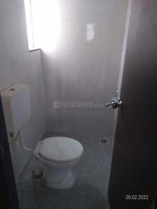 Bathroom Image of 1000 Sq.ft 3 BHK Apartment / Flat for sale in Mantra 7 Hills, Kolhewadi Pune for Rs. 5600000
