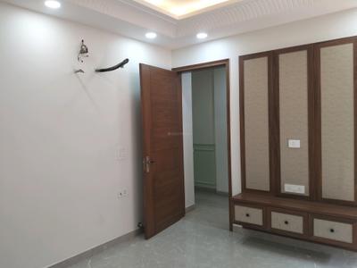 Bedroom Image of 1305 Sq.ft 3 BHK Builder Floor for sale in Shahdara New Delhi for Rs. 15500000