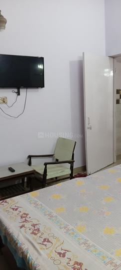 Naraina Vihar Bedroom 1