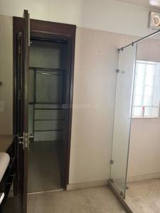 Bathroom Image of 2000 Sq.ft 5 BHK Duplex for sale in Rajouri Garden New Delhi for Rs. 23000000