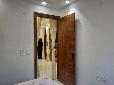 Bedroom Image of 810 Sq.ft 3 BHK Apartment / Flat for sale in Dwarka Mor New Delhi for Rs. 5600000