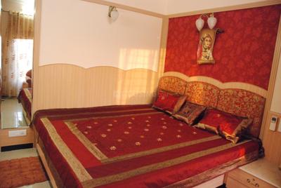 Bedroom Image of 2000 Sq.ft 3.5 BHK Penthouse for sale in Wanowrie Pune for Rs. 36500000