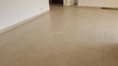 Living Room Image of 2950 Sq.ft 4 BHK Apartment / Flat for rent in Puri Diplomatic Greens, Sector 110A Gurgaon for Rs. 75000