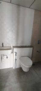 Image of 750 Sq.ft 2 BHK Apartment / Flat for rent in Kalpataru Vivant, Jogeshwari East, Mumbai for Rs. 73000