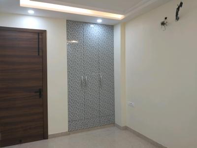 Bedroom Image of 850 Sq.ft 2 BHK Builder Floor for sale in Vikaspuri New Delhi for Rs. 11500000