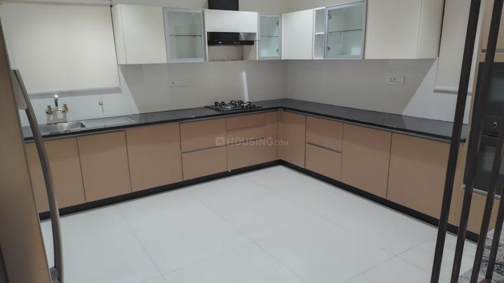 Raviryal Road Main Image 1