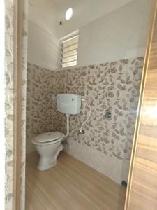 Bathroom Image of 700 Sq.ft 2 BHK Apartment / Flat for sale in Patuli Kolkata for Rs. 3400000