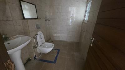 Bathroom Image of 2190 Sq.ft 3 BHK Apartment / Flat for sale in ACE Parkway, Sector 150 Noida for Rs. 35500000