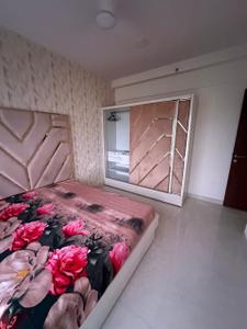 Bedroom Image of 680 Sq.ft 2 BHK Apartment / Flat for rent in Kanakia Hollywood, Andheri West Mumbai for Rs. 135000