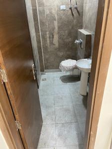 Image of 1350 Sq.ft 4 BHK Builder Floor for sale in Pitampura, New Delhi for Rs. 14000000