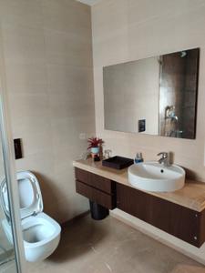 Bathroom Image of 3000 Sq.ft 3.5 BHK Apartment / Flat for sale in Kalighat Kolkata for Rs. 56000000