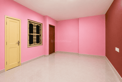 Image of 750 Sq.ft 2 BHK Apartment / Flat for rent in Dum Dum Cantonment, Kolkata for Rs. 10000