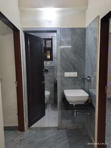 Bathroom Image of 980 Sq.ft 3 BHK Apartment / Flat for rent in Pratap Nagar Jaipur for Rs. 25000