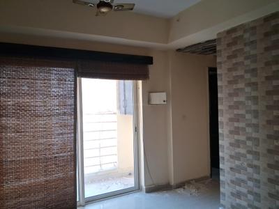 Living Room Image of 825 Sq.ft 2 BHK Apartment / Flat for sale in Paras Tierea, Sector 137 Noida for Rs. 6800000